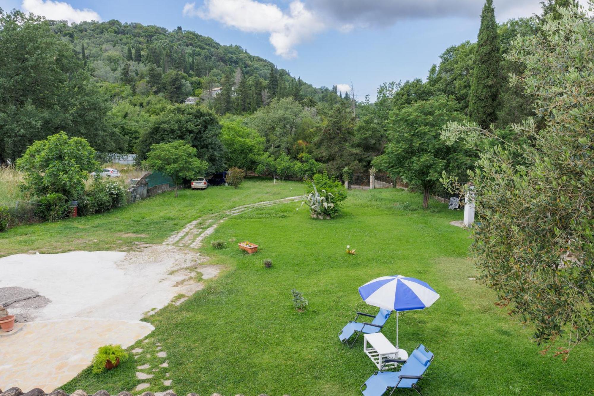 Villa Haris Gazátika Exterior foto